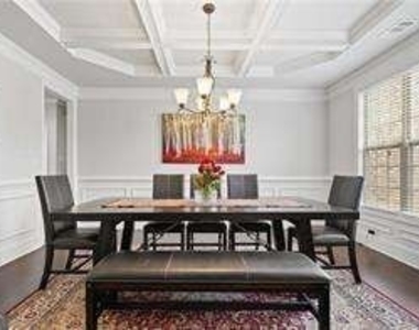 9115 Kidwell Circle - Photo Thumbnail 6