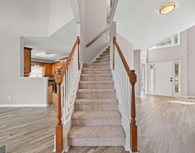 2878 Calhoun Square - Photo Thumbnail 22
