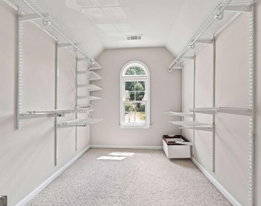 2878 Calhoun Square - Photo Thumbnail 29