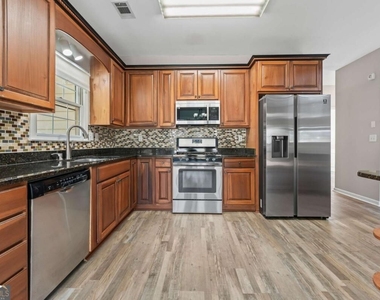 2878 Calhoun Square - Photo Thumbnail 16