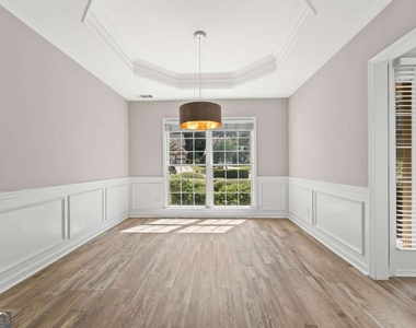 2878 Calhoun Square - Photo Thumbnail 6