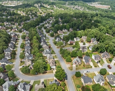 2878 Calhoun Square - Photo Thumbnail 42