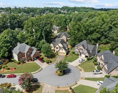 2878 Calhoun Square - Photo Thumbnail 41