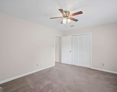 2430 Coosawattee Drive Ne - Photo Thumbnail 15
