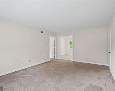 2430 Coosawattee Drive Ne - Photo Thumbnail 3