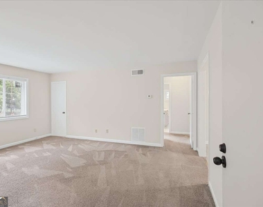 2430 Coosawattee Drive Ne - Photo Thumbnail 18