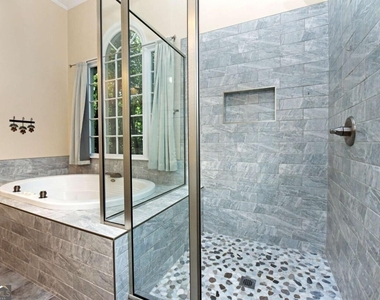 2130 Hickory Cove - Photo Thumbnail 26