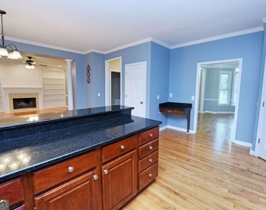 2130 Hickory Cove - Photo Thumbnail 19