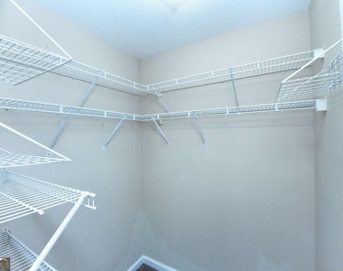 2130 Hickory Cove - Photo Thumbnail 29