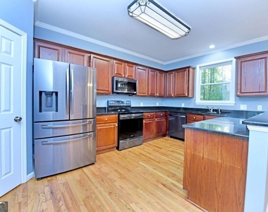 2130 Hickory Cove - Photo Thumbnail 16