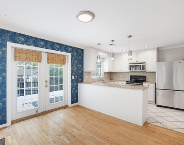 1101 Nw Collier Road Nw - Photo Thumbnail 1