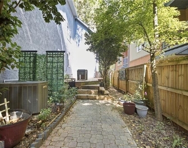 187 12th Street Ne - Photo Thumbnail 32