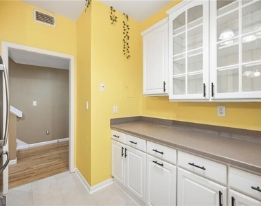 187 12th Street Ne - Photo Thumbnail 7