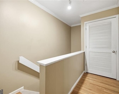 187 12th Street Ne - Photo Thumbnail 14