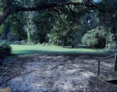 134 W 5th Street - Photo Thumbnail 7