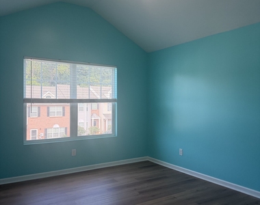 85 Chastain Circle - Photo Thumbnail 9