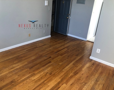 23-35 31st Street - Photo Thumbnail 9