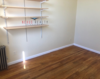 23-35 31st Street - Photo Thumbnail 6