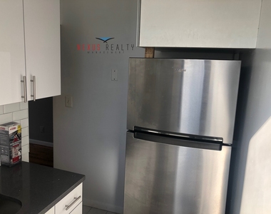 23-35 31st Street - Photo Thumbnail 2