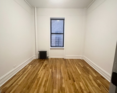 550 West 157th Street - Photo Thumbnail 2