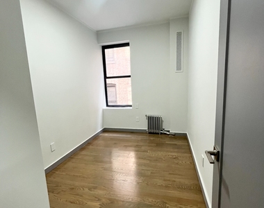 560 West 163rd Street - Photo Thumbnail 2
