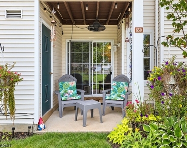 850 Honeybrook Cir - Photo Thumbnail 20