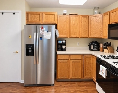 850 Honeybrook Cir - Photo Thumbnail 7
