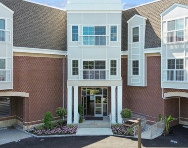 1815 Front Street - Photo Thumbnail 1