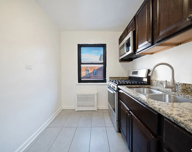147-28 72nd Road - Photo Thumbnail 5