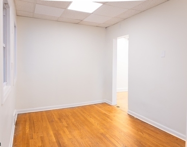 393 Millburn Ave - Photo Thumbnail 5