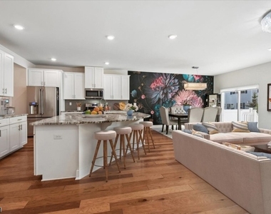 5 Gerhard Pl - Photo Thumbnail 9