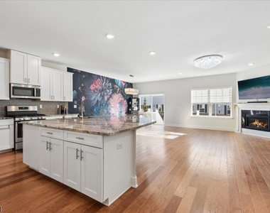 5 Gerhard Pl - Photo Thumbnail 3