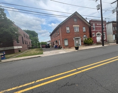 18 Mountain Ave - Photo Thumbnail 1