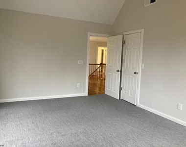 73 Park Rd - Photo Thumbnail 10