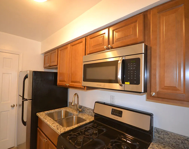 153-36 73rd Avenue - Photo Thumbnail 2