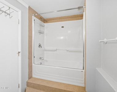 140 Main Avenue - Photo Thumbnail 33