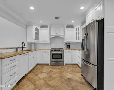 7 Anderson Street - Photo Thumbnail 15