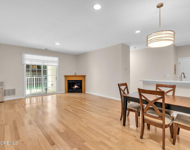 313 Sophee Lane - Photo Thumbnail 3