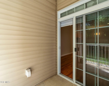 313 Sophee Lane - Photo Thumbnail 11