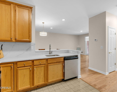 313 Sophee Lane - Photo Thumbnail 1