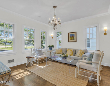 420 Tuttle Avenue - Photo Thumbnail 6