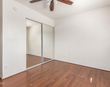 13627 N Hamilton Drive - Photo Thumbnail 18