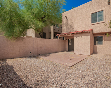 13627 N Hamilton Drive - Photo Thumbnail 22
