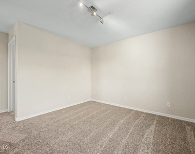 712 S Beck Avenue - Photo Thumbnail 15