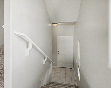 712 S Beck Avenue - Photo Thumbnail 24