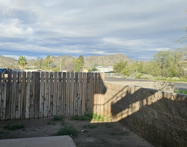 1551 E Christy Drive - Photo Thumbnail 7