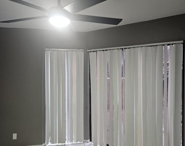 3228 W Glendale Avenue - Photo Thumbnail 24
