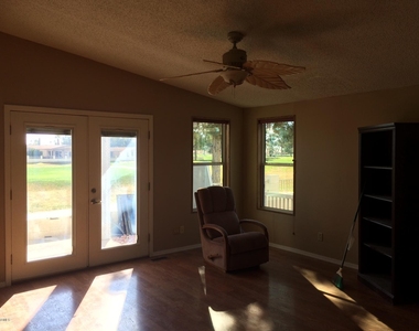 1807 E Augusta Avenue - Photo Thumbnail 47