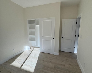 1515 W Mckinley Street - Photo Thumbnail 17