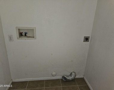 8190 W Serena Drive - Photo Thumbnail 14